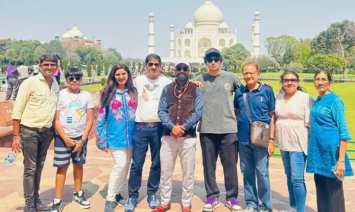 Delhi to Taj Mahal Sunrise Tour with Baby Taj & Agra Fort by Car