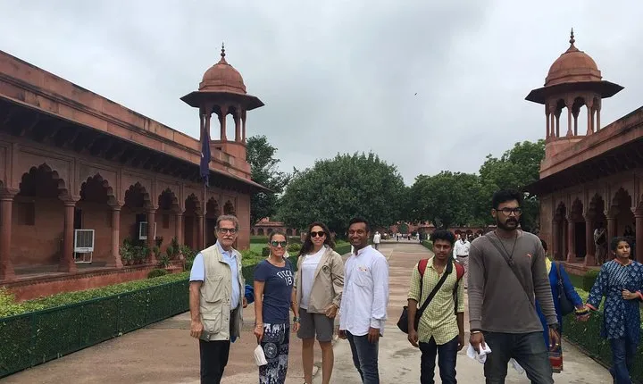 Tajmahal Tour with Heritage walk - Day tour to Agra (All Inclusive)