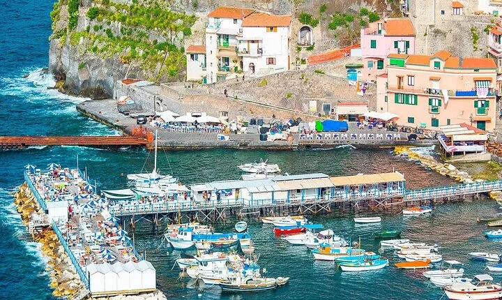 Sorrento Walking Tour & Limoncello Tasting