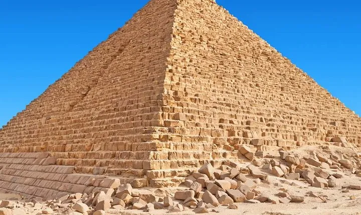 Half-Day Cairo Tours: Explore the Giza Pyramids and Sphinx