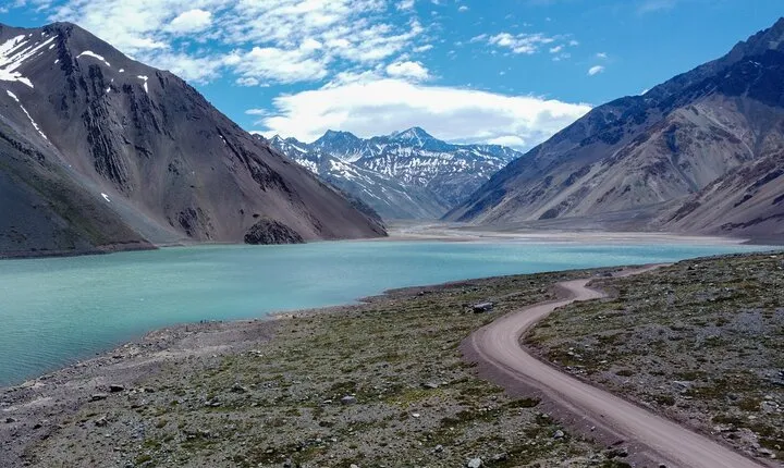 Cajon Del Maipo Including Wine with Picnic and Empanada