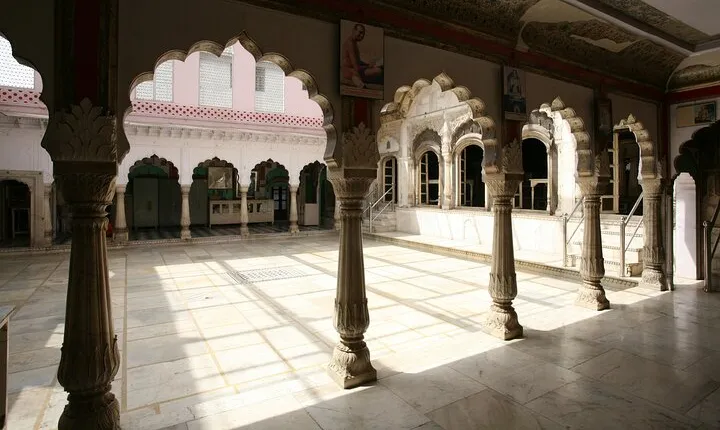 Sight and Sounds of Old Delhi