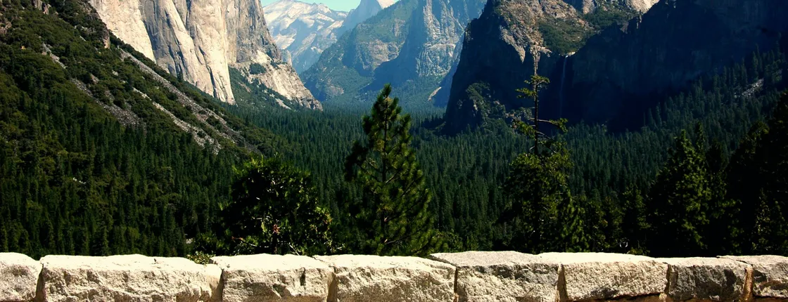2-day Tour with overnight stay at Yosemite View Lodge