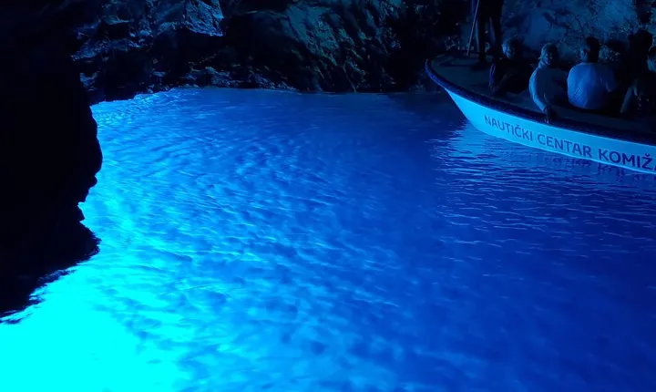Unique Blue Cave and 5 islands tour from Trogir and Split