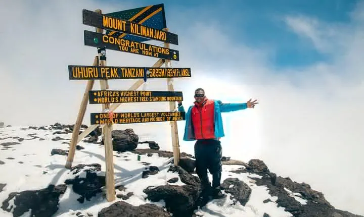 Climbing Kilimanjaro through 7 days Machame Route