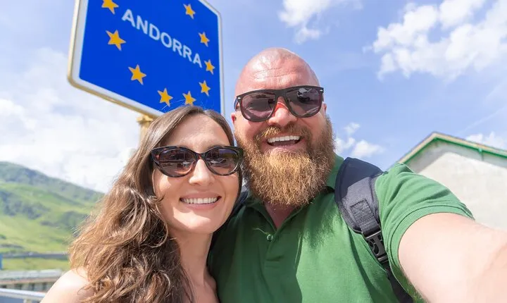 Andorra, France & Spain: 3 Countries in One Day from Barcelona