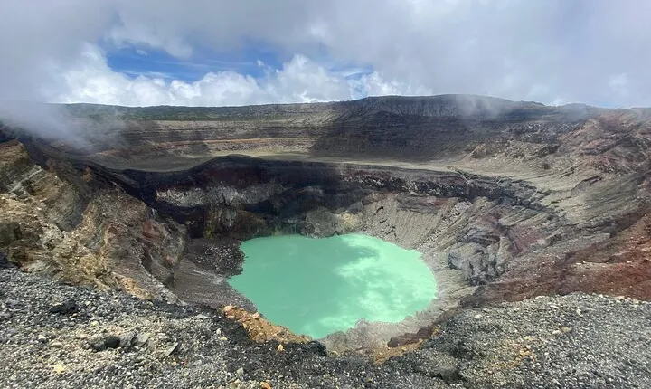 Santa Ana Volcano Hike + Coatepeque Lake: Easy Trail & Epic Views