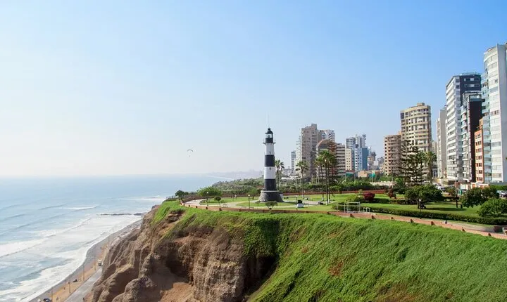 Lima by Yourself with english speaking driver by Sedan