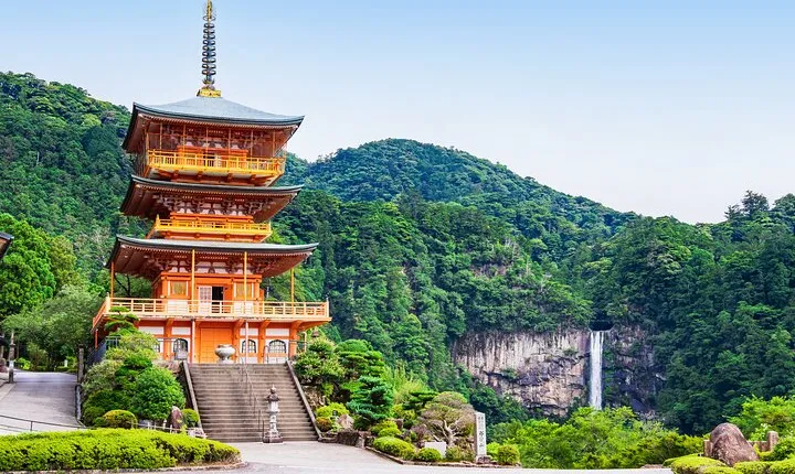 Kumano Kodo Pilgrimage Tour with Licensed Guide & Vehicle