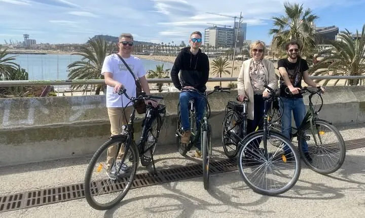Private electric bike tour - Discovery of Barcelona