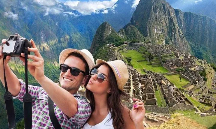 Machu Picchu Full-Day Tour with First Class Train Ride