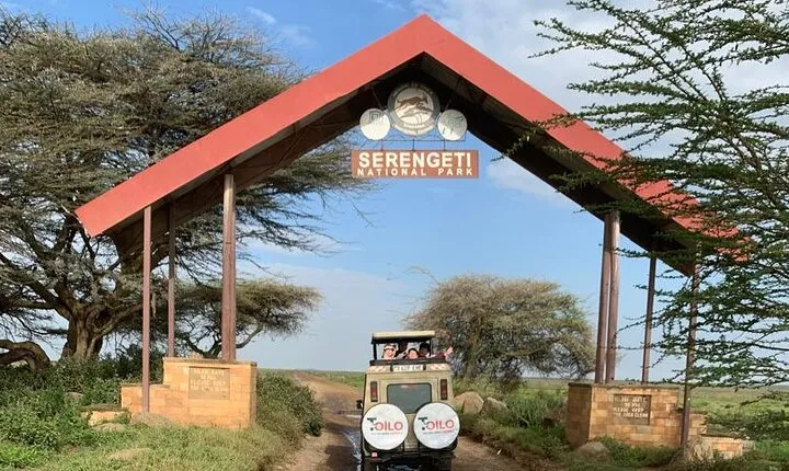 5-Days Private Mid-range Safari