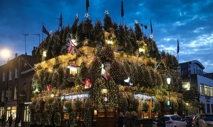 Save Upto 50%. Secret Local. Christmas Special Notting Hill Tour