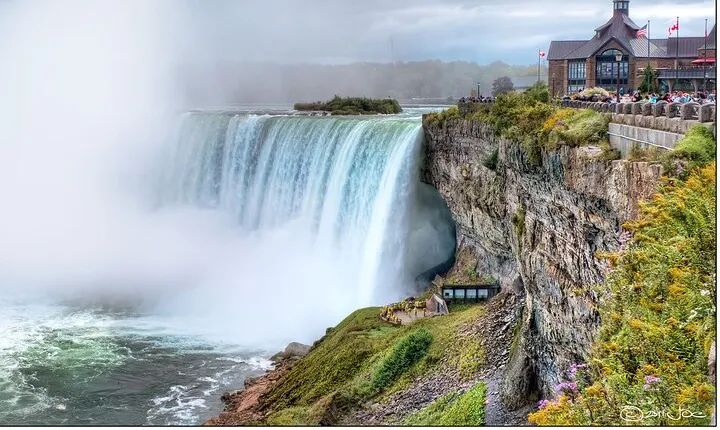 Niagara Falls Canada: Helicopter + Boat + Lunch & more US Pick-up