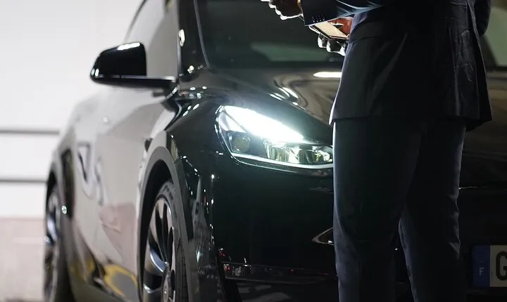 Private transfer between Orly Airport and Disneyland Paris