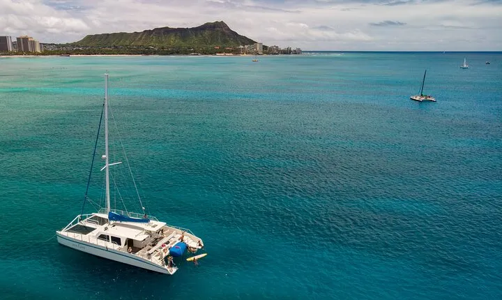 Waikiki Catamaran Turtle Snorkel Sail