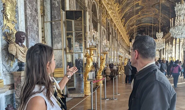 From Paris: Versailles Palace & Gardens w/ Transfers Private Tour