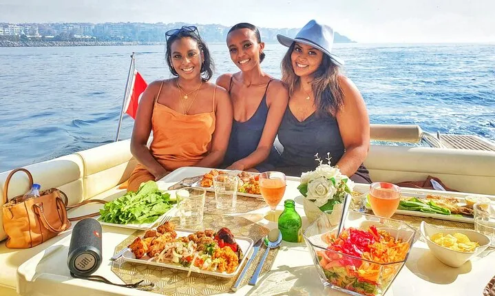 Bosphorus Dinner / Lunch Cruise - Private and Customizable