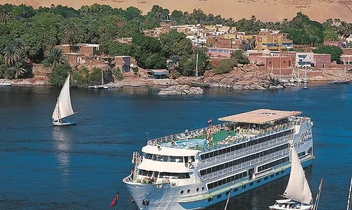 Egypt 9 days- Cairo Pyramids and Nile Cruise from Luxor to Aswan and Abu Simbel