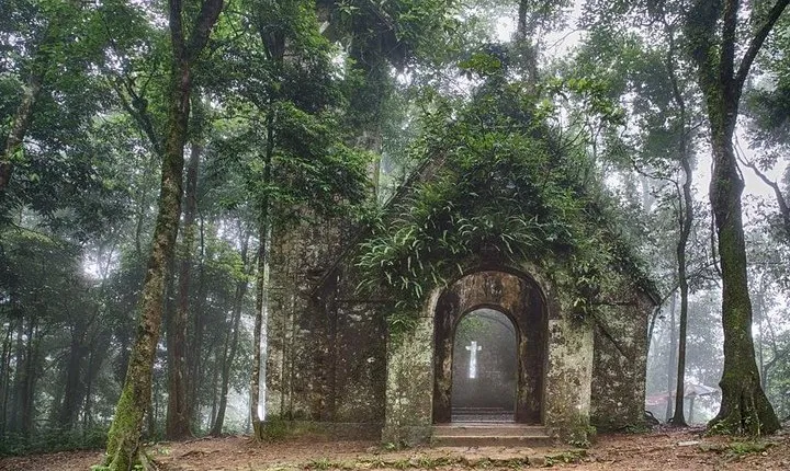 Ba Vi National Park Private Tour: Sightseeings & Jungle Hikking