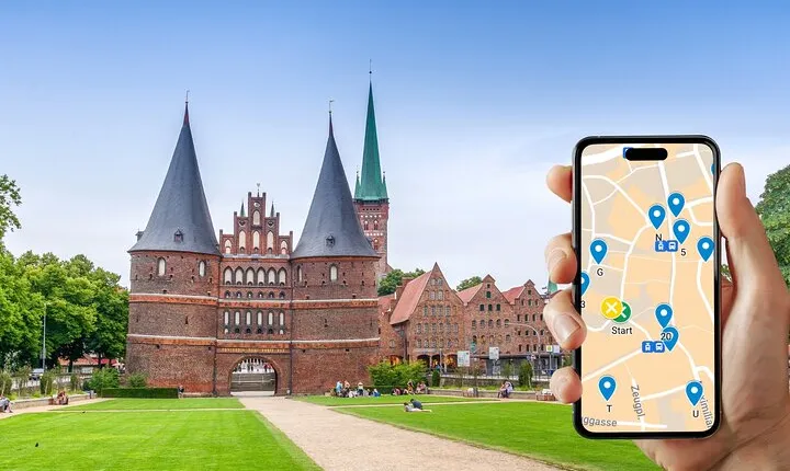 Self-guided scavenger hunt and city game in Lübeck