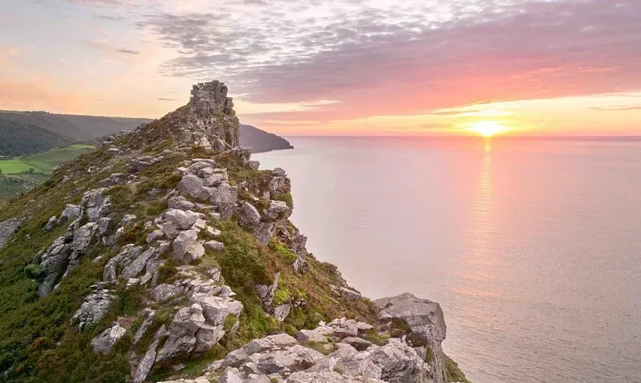 Outdoor Rock Climbing Adventure in North Devon