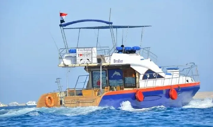 Private Boat Full-Day Tour to Dolphin House & Transfer - Hurghada