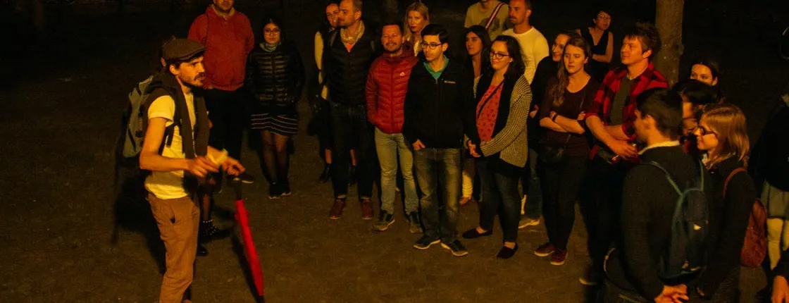 Free evening tour of Bruges