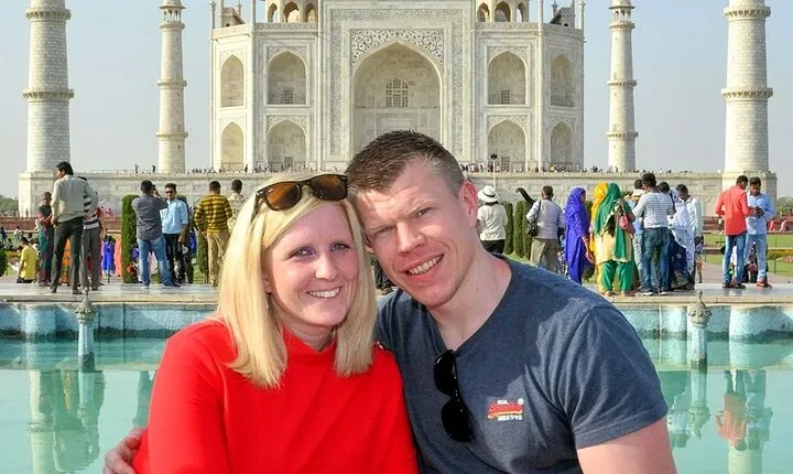 From Delhi: 2 Day Agra Tour with Private Tour Guide by Car