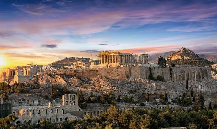 Athens One Day Guided Tour with Lunch and Transportation