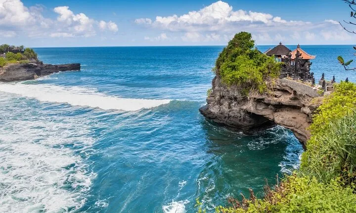 Tanah Lot and North Bali Tour All Inclusive
