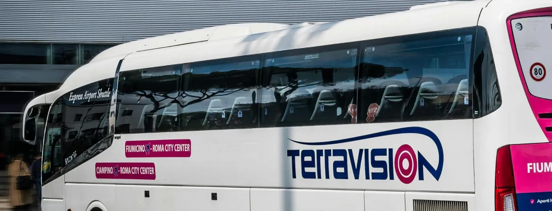 Bus transfer between Ciampino airport and Rome city center