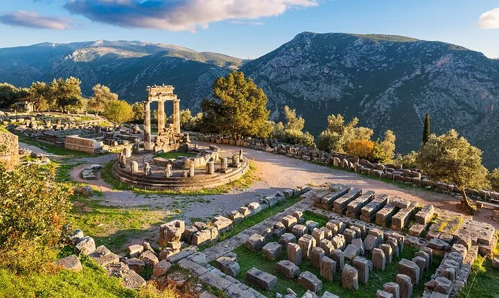 7-Day Classical Greece Tour: Athens, Epidaurus, Mycenae, Olympia and Delphi