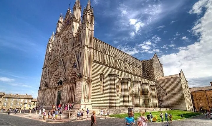 From Florence PRIVATE: Historical Umbria, Assisi and Orvieto - On the Romans way
