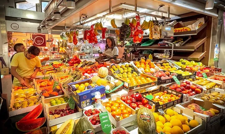 Seafood Paella Maestro Market Tour & Sangria & Tapas