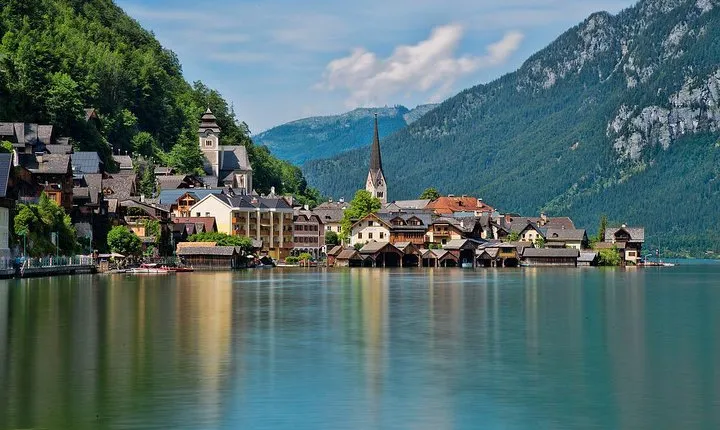 Full-Day Private Trip from Vienna to Hallstatt