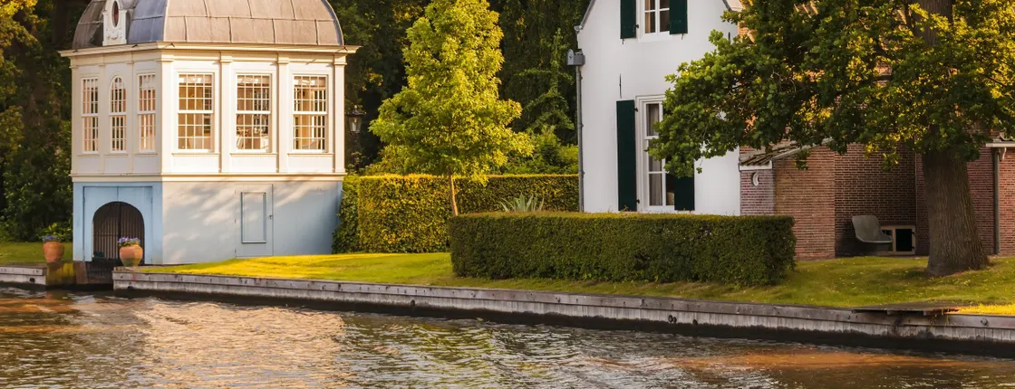 Private sunset dinner cruise on Vecht River from Utrecht