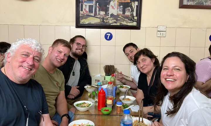3 Hour Hanoi Street Food Tour by Walking, Motorbike or Cyclo