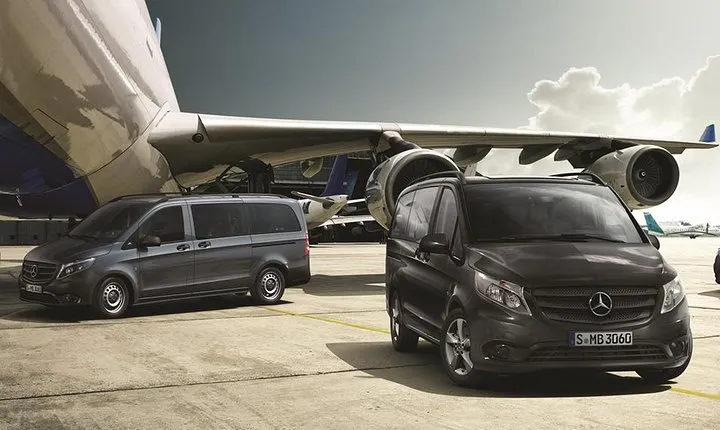 Private transfer from Paris Charles de Gaulle Airport to Paris