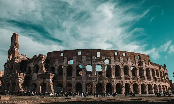 Rome: Colosseum Express Tour,Forum &Palatine Hill Entry