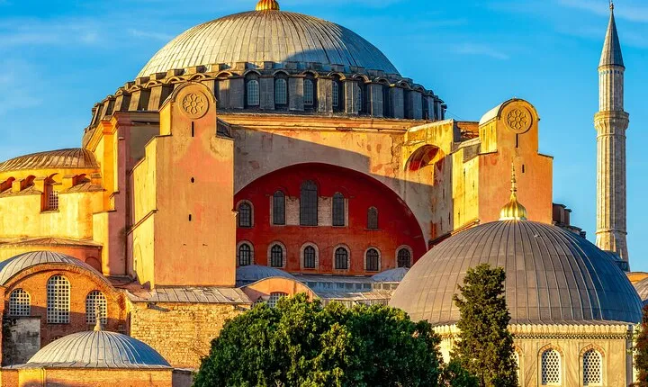 Hagia Sophia and Bosphorus Cruise Entry Tickets with Audio Guides