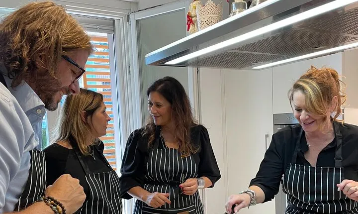 Hands-On Pasta & Dessert Cooking Class & Wine Pairing in Milan