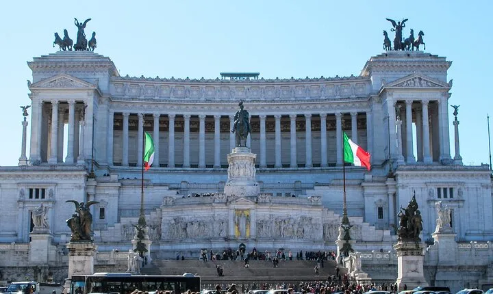 Rome: Walking Tour through the Marvel of the city
