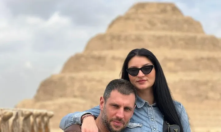 Full-Day Tour Giza Pyramids ,Sphinx ,Sakkara Step Pyramids and Memphis Old City