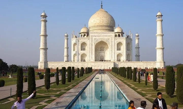 Taj Mahal Adventure Tour From New Delhi With Skip the Line