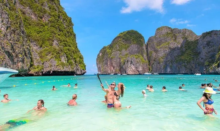 Phi Phi Bamboo Deluxe Plus Tour