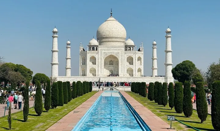 Taj Mahal day Trip from Delhi by Private Car ( Luxury & Comfort )