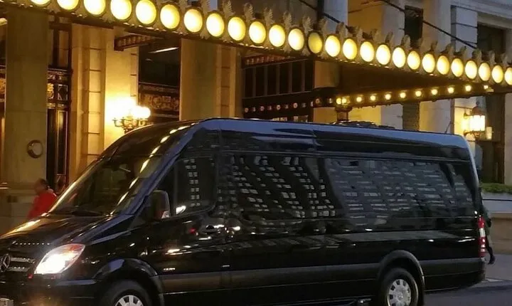 Luxury Sprinter Bar Crawls Pizza Tours and Shopping Trips