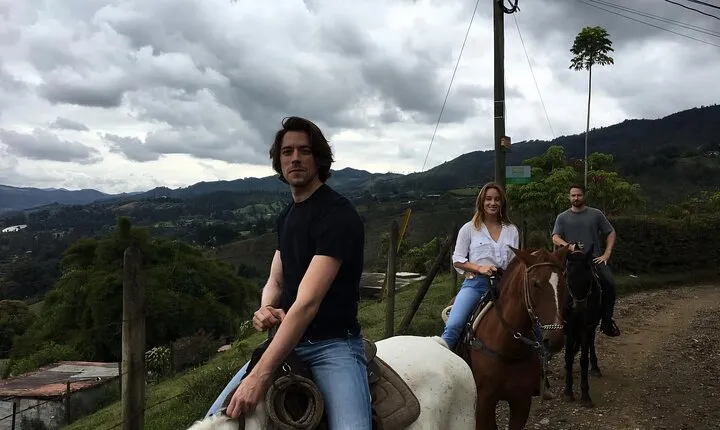 Medellin Horses Tour