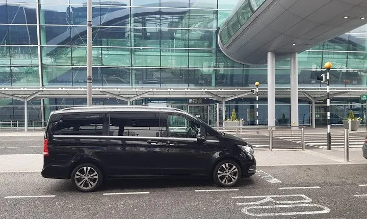 Dublin Airport to Ballybunion Private Premium Car Service 